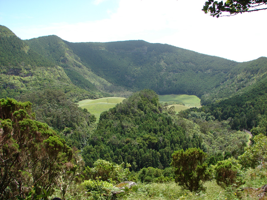 Caldeira e Furna do Enxofre