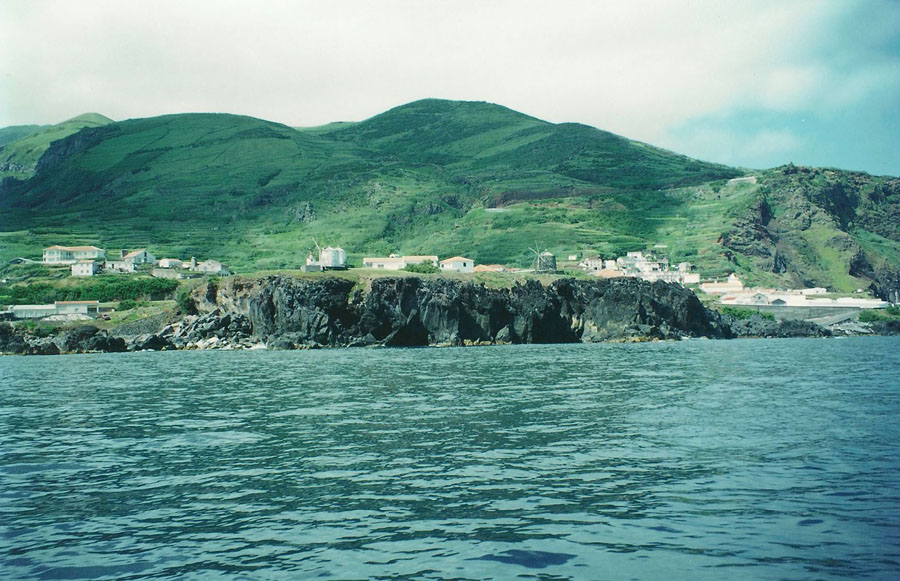 Fajã lávica de Vila do Corvo